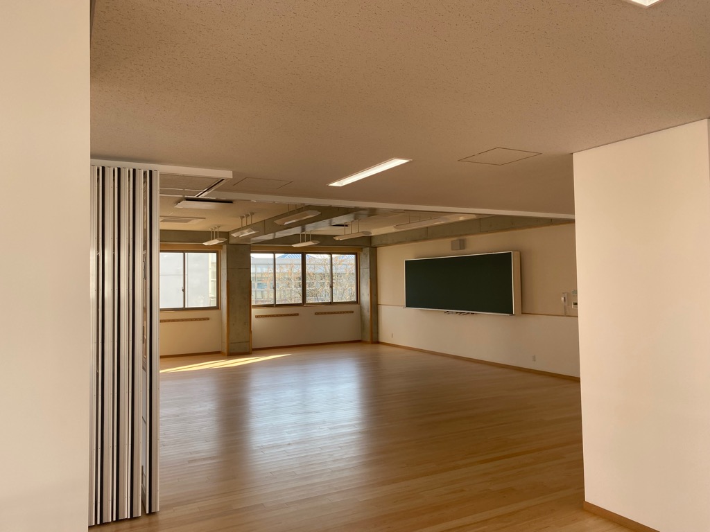 高千帆小学校　内観