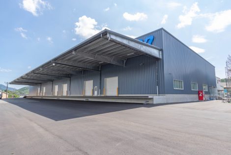 高雄運送株式会社　山口営業所　物流倉庫