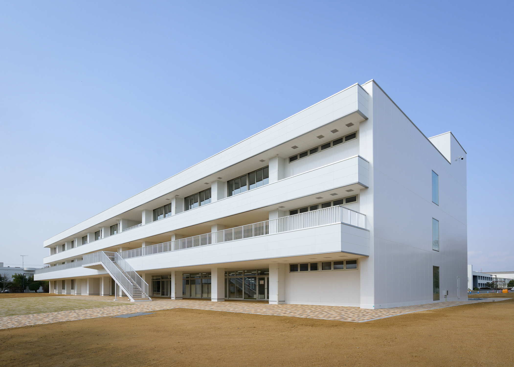 山口東京理科大学